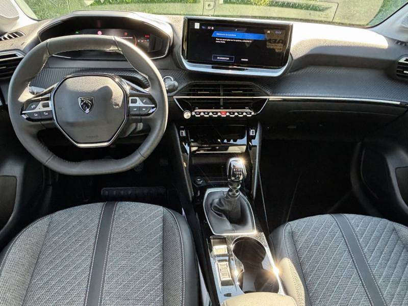 À vendre Peugeot 208 Allure d’occasion à Grasse dans les Alpes Maritimes