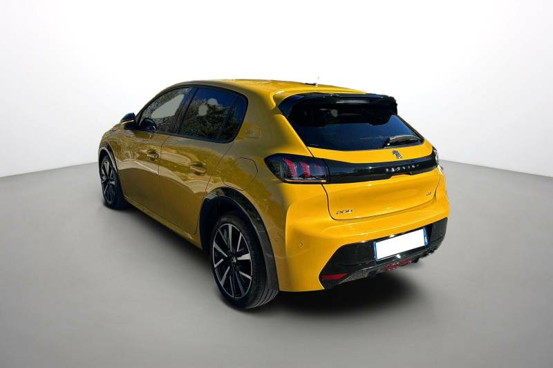 À vendre Peugeot 208 GT PACK d’occasion à Grasse dans les Alpes Maritimes