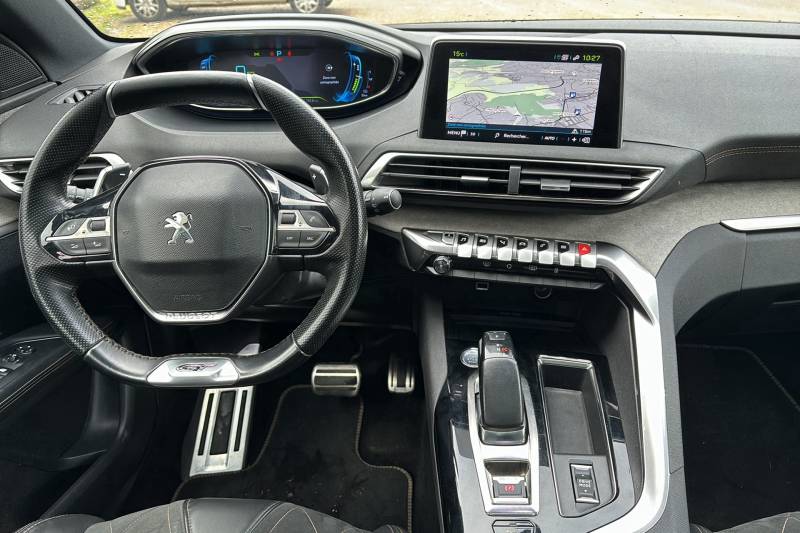 À vendre PEUGEOT 3008 GT HYBRIDE d’occasion à Grasse Alpes-Maritimes