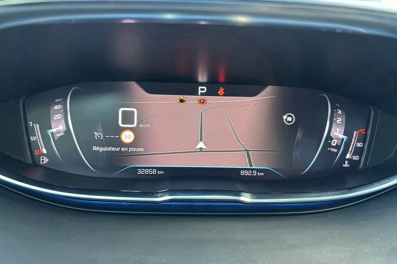 À vendre Peugeot 5008 BLUEHDI Allure Pack  d’occasion à Grasse Alpes-Maritimes
