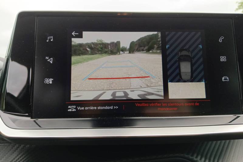 À vendre PEUGEOT 208 ALLURE  d’occasion à Grasse Alpes-Maritimes