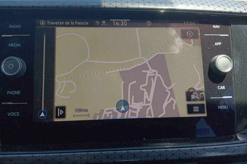 À vendre Volkswagen T-cross R-line d’occasion à Grasse dans les Alpes-Maritimes