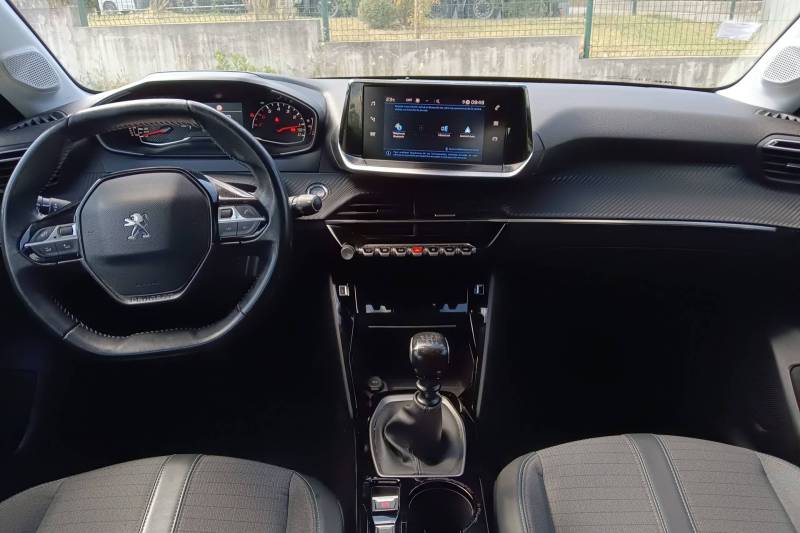 À vendre Peugeot 208 Allure d’occasion à Grasse dans les Alpes-Maritimes