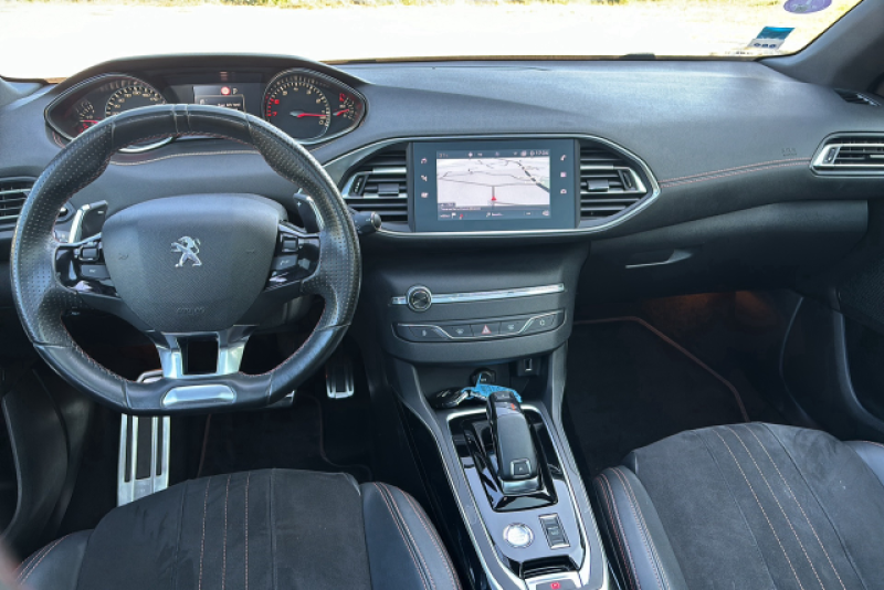 À vendre Peugeot 308 GT LINE d’occasion à Grasse dans les Alpes maritimes