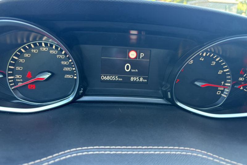 À vendre Peugeot 308 GT LINE d’occasion à Grasse dans les Alpes maritimes