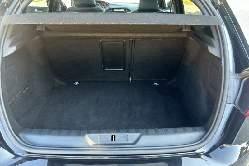 À vendre Peugeot 308 GT LINE d’occasion à Grasse dans les Alpes maritimes