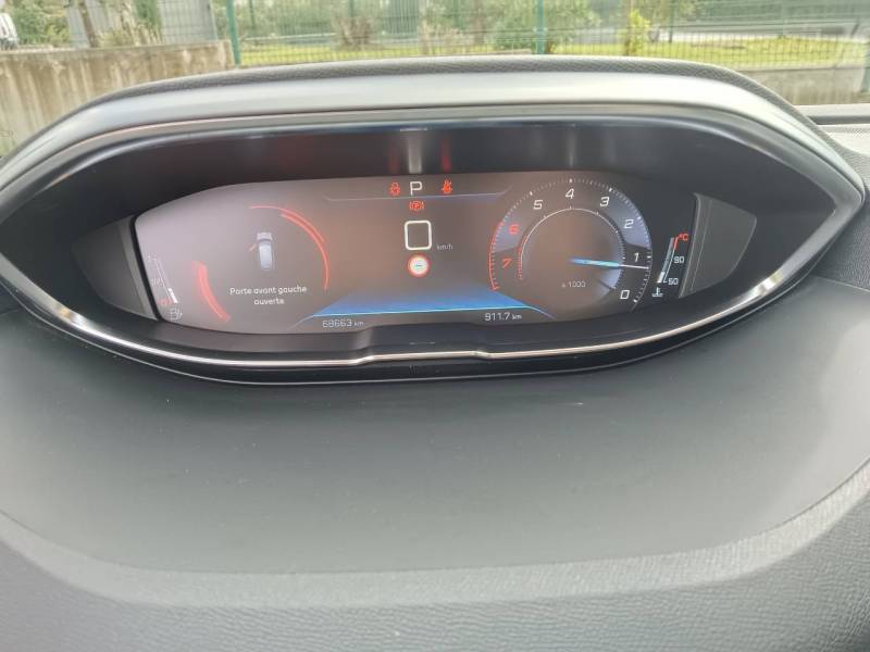 À vendre Peugeot 3008 ACTIVE BUSINESS d’occasion à Grasse dans les Alpes maritimes