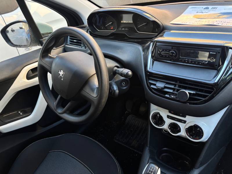 À vendre Peugeot 208 LIKE d’occasion à Grasse dans les Alpes Maritimes