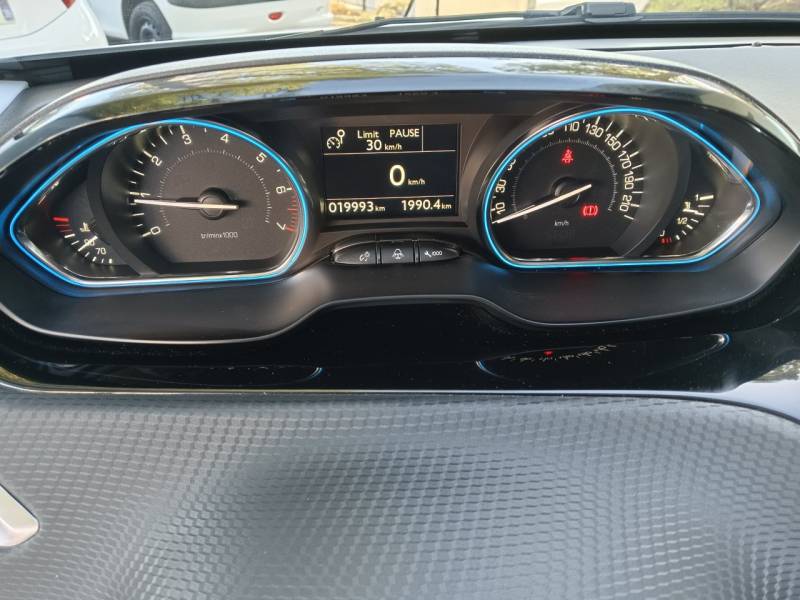 À vendre Peugeot 2008 Crossway d’occasion à Grasse dans les Alpes Maritimes