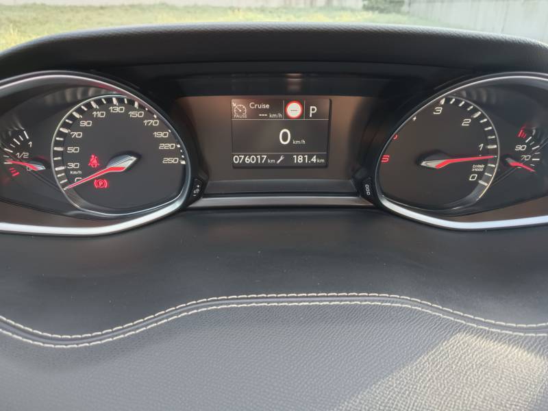 À vendre Peugeot 308 GT LINE d’occasion à Grasse dans les Alpes Maritimes
