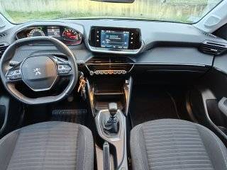 À vendre Peugeot 208 style d’occasion à Grasse dans les Alpes Maritimes