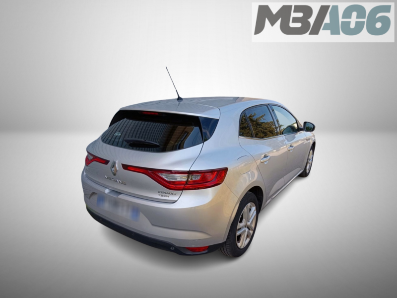 À vendre Renault Mégane Zen d’occasion à Grasse dans les Alpes Maritimes