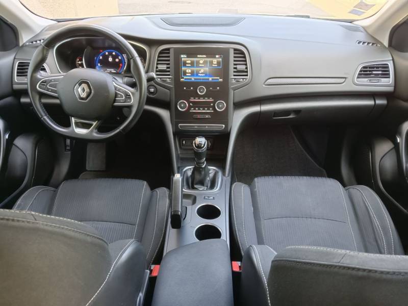 À vendre Renault Mégane Zen d’occasion à Grasse dans les Alpes Maritimes