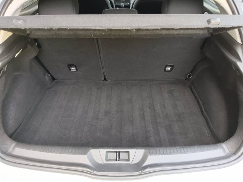 À vendre Renault Mégane Zen d’occasion à Grasse dans les Alpes Maritimes