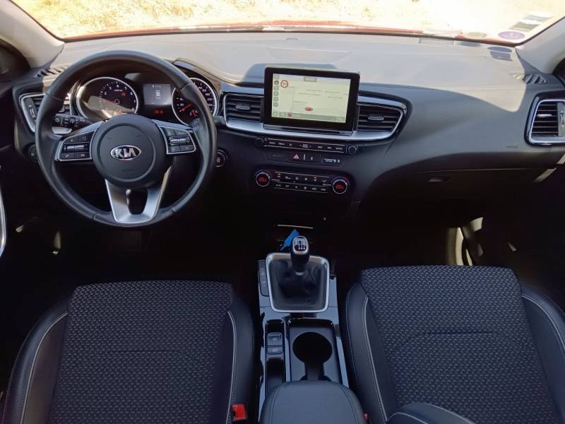 À vendre Kia Ceed isg active d’occasion à Grasse dans les Alpes Maritimes