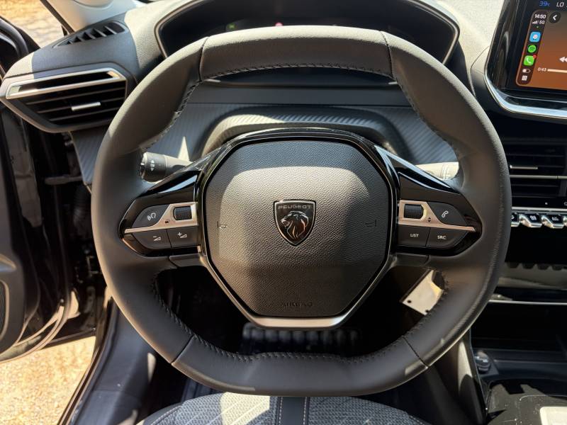 À vendre Peugeot 208 Hybrid 110CH d’occasion à Grasse dans les Alpes Maritimes