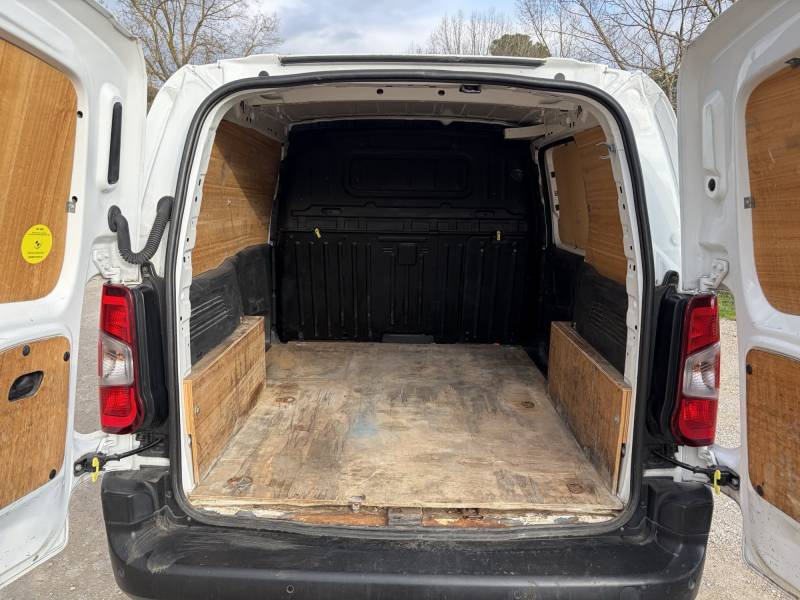 À vendre Utilitaire Citroën Berlingo (3) M d’occasion à Grasse dans les Alpes Maritimes